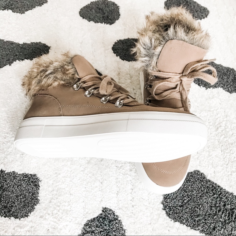 🆕 /DAISIE/ High Top Fur Lace Up Sneakers - Picture 6 of 11